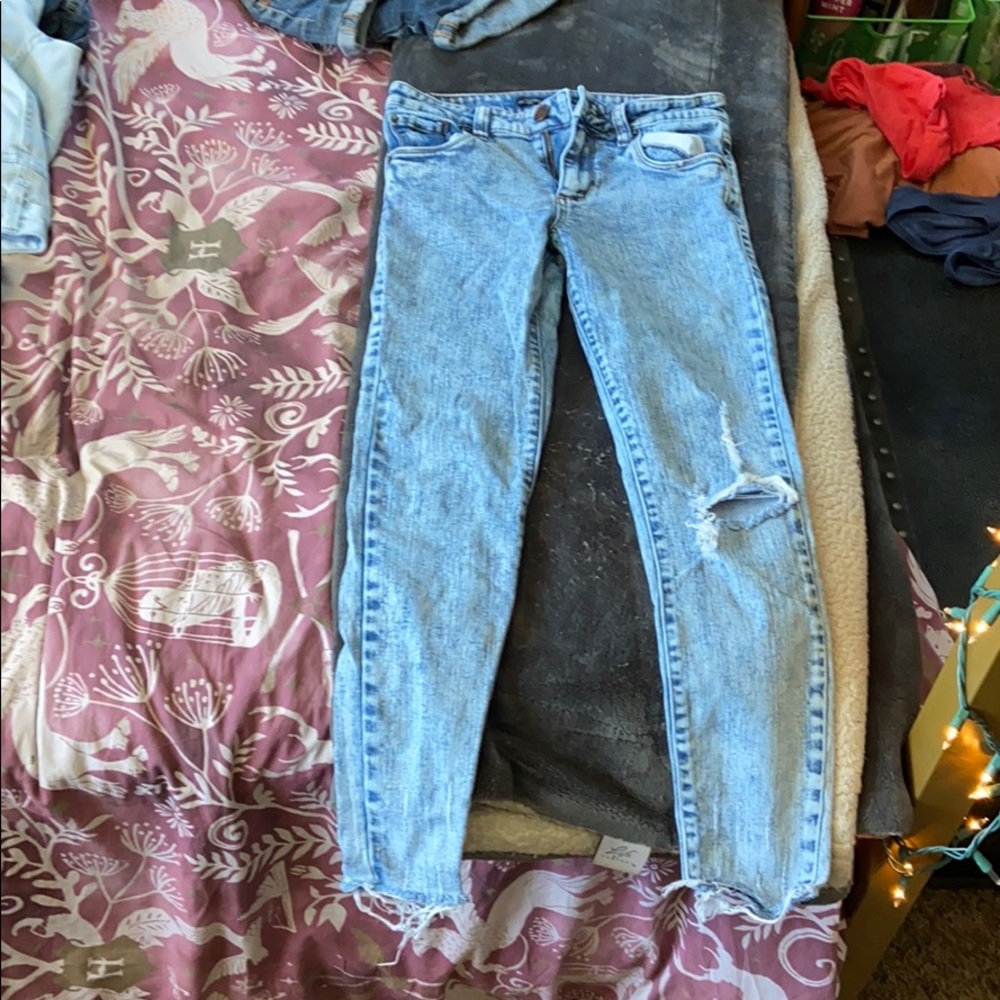 High-rise cropped jeans